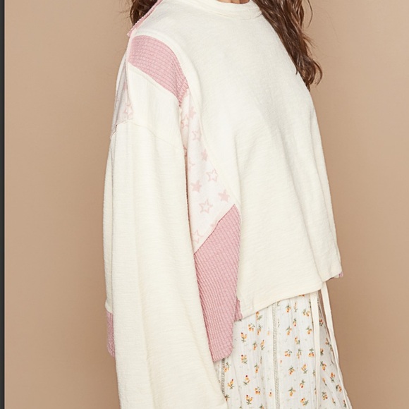 POL. 🩷 Cream and Pink Star Top - Picture 5 of 6